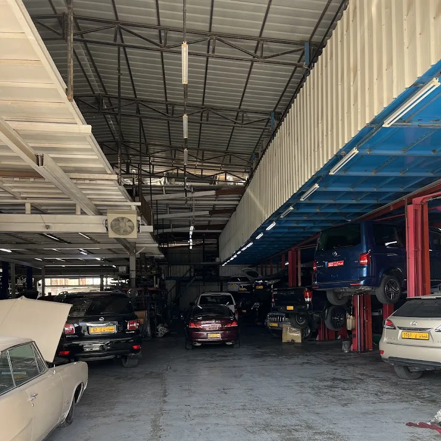 Arabian Garage الجراج العربي لاصلاح السيارات