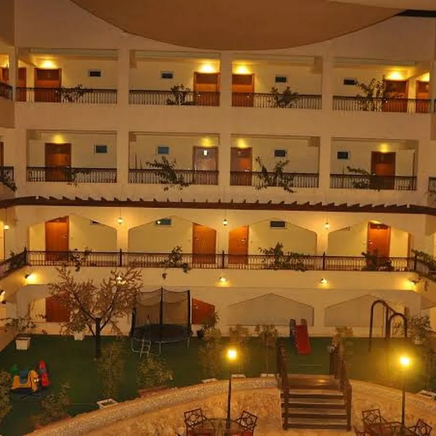 Crystal Suites Hotel