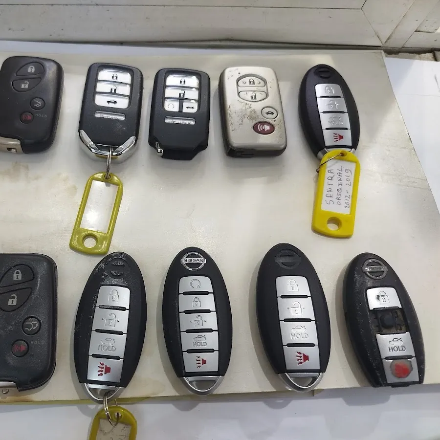 Key maker Ruwi
