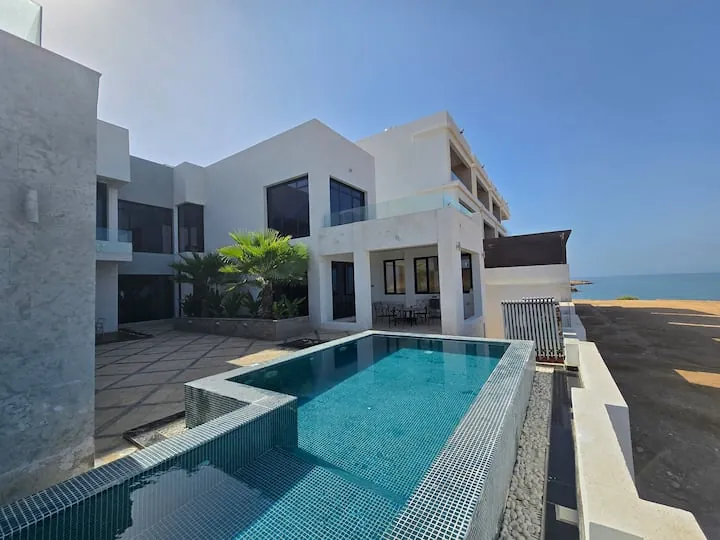 Wadi Shab-fins villa